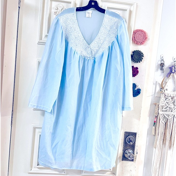 Pretty Vintage Baby_Blue *Long Sleeves Soft Fleece Nightgown w/Quilted Design 3x - Picture 2 of 16